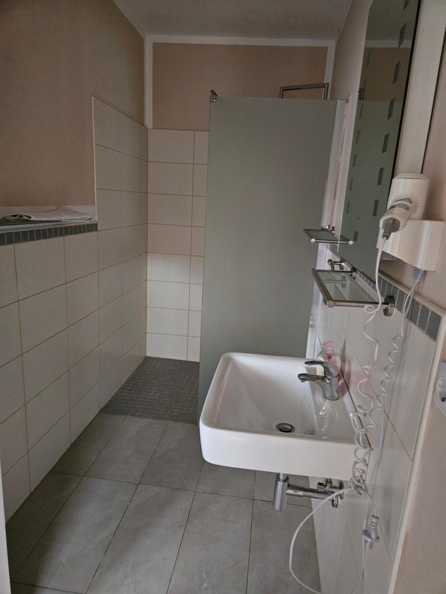 Hotel Zur Schmiede Heiningen Dış mekan fotoğraf