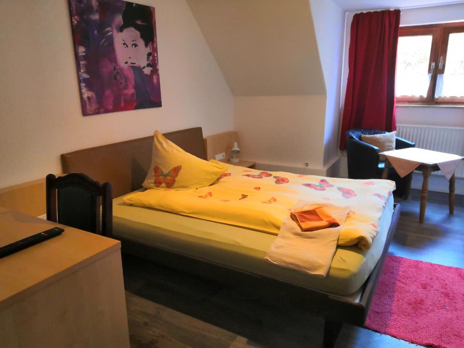 Hotel Zur Schmiede Heiningen Dış mekan fotoğraf